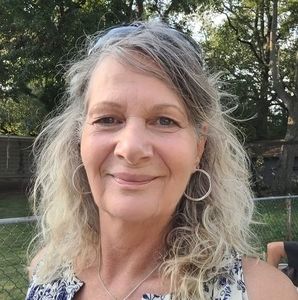 Meet your Posher, Peggy sue